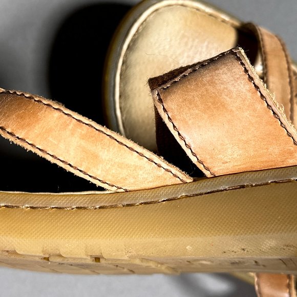 Born Leather Sandals Size 7M - Picture 11 of 17